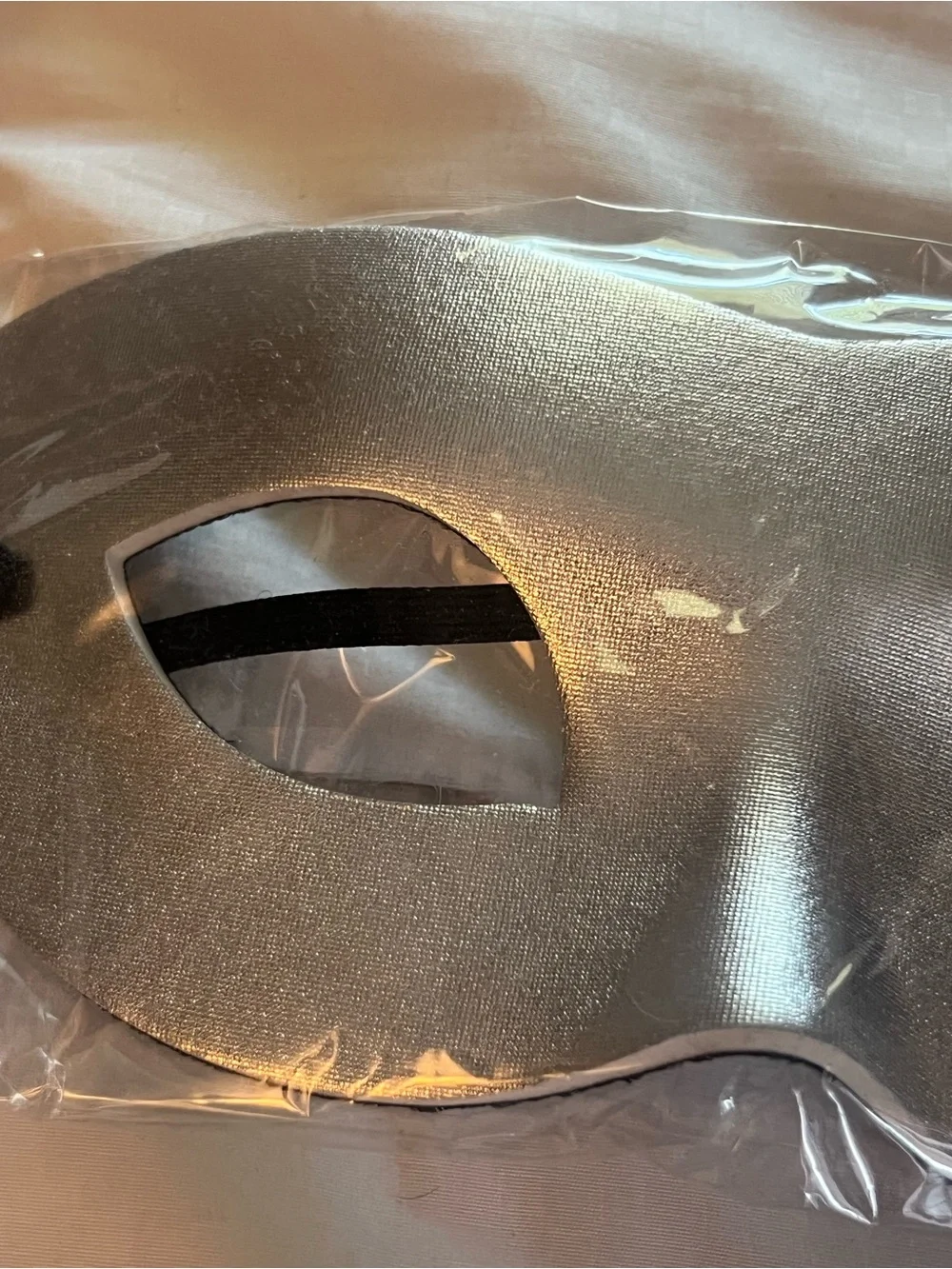 🎭 Silver Masquerade Mask Set of 2